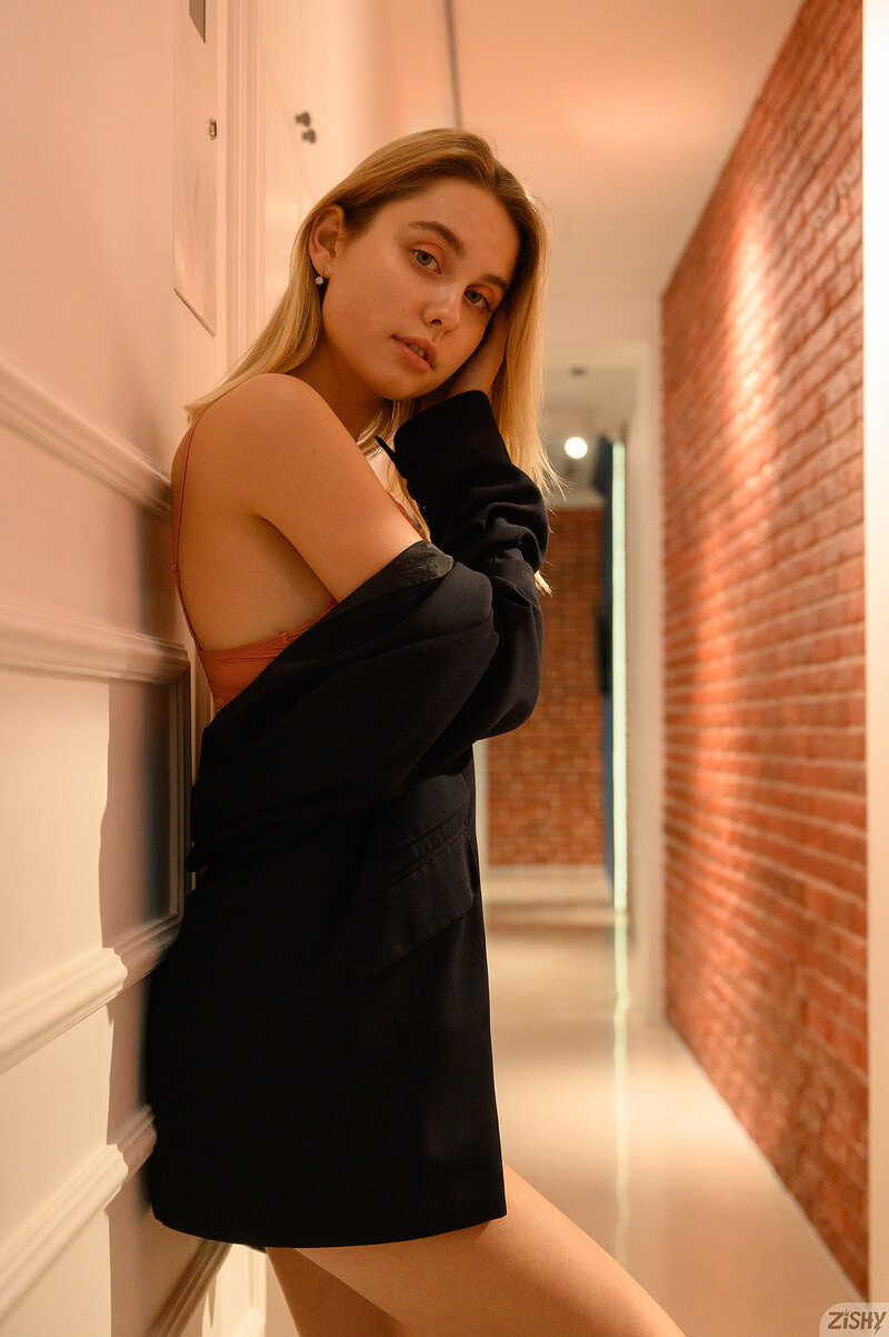 Дашенька, 21 год, 0 размер груди